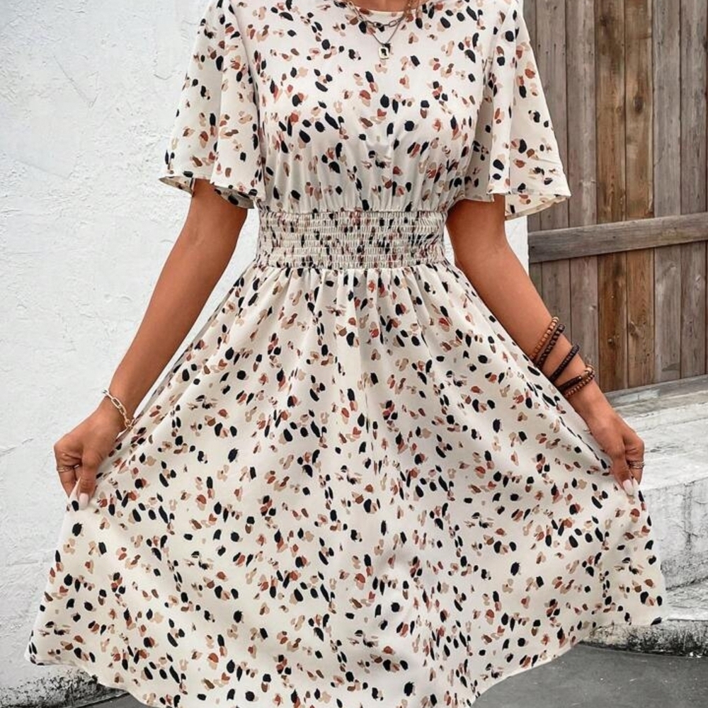 Elegant Cream Patterned Dress